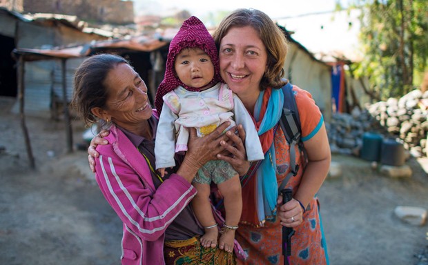 In Nepal c'è una Onlus Italiana attiva nell'aiutare la popolazione locale. Si chiama Apeiron Onlus. Abbiamo intervistato Barbara Monachesi, referente locale. 